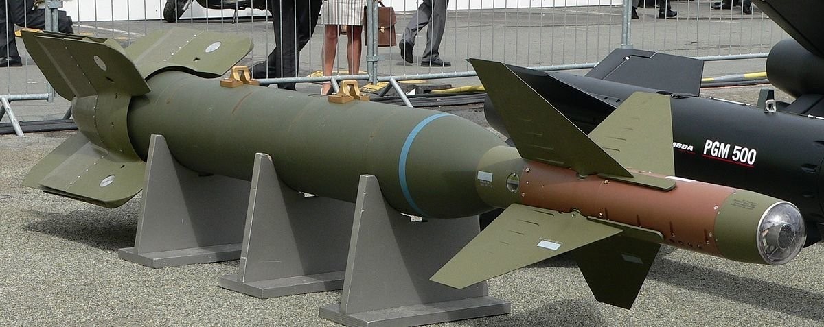 Una bomba con kit de guiado laser Paveway de fabricaciÃ³n estadounidense.