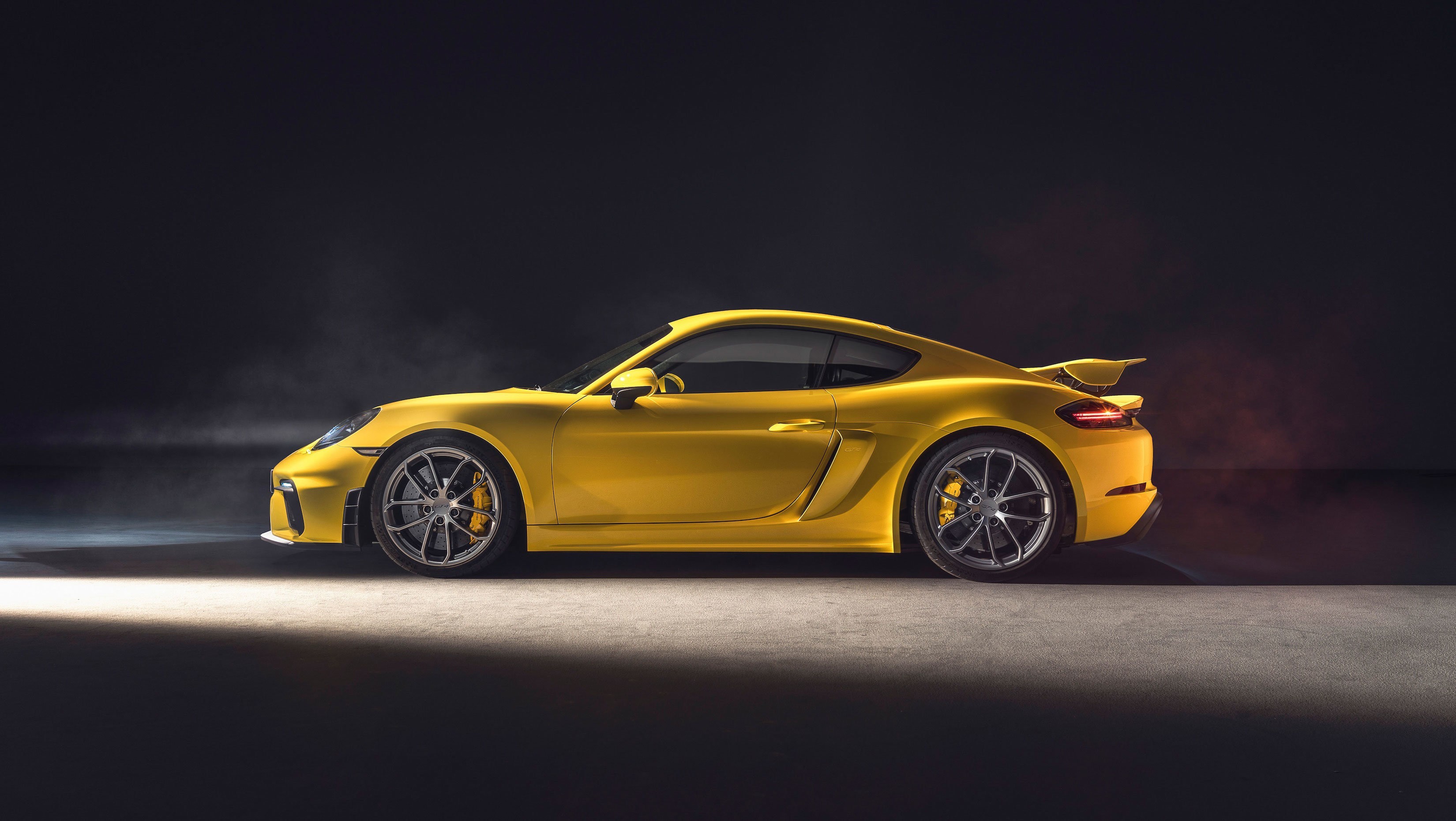 high_718_cayman_gt4_2019_porsche_ag_2