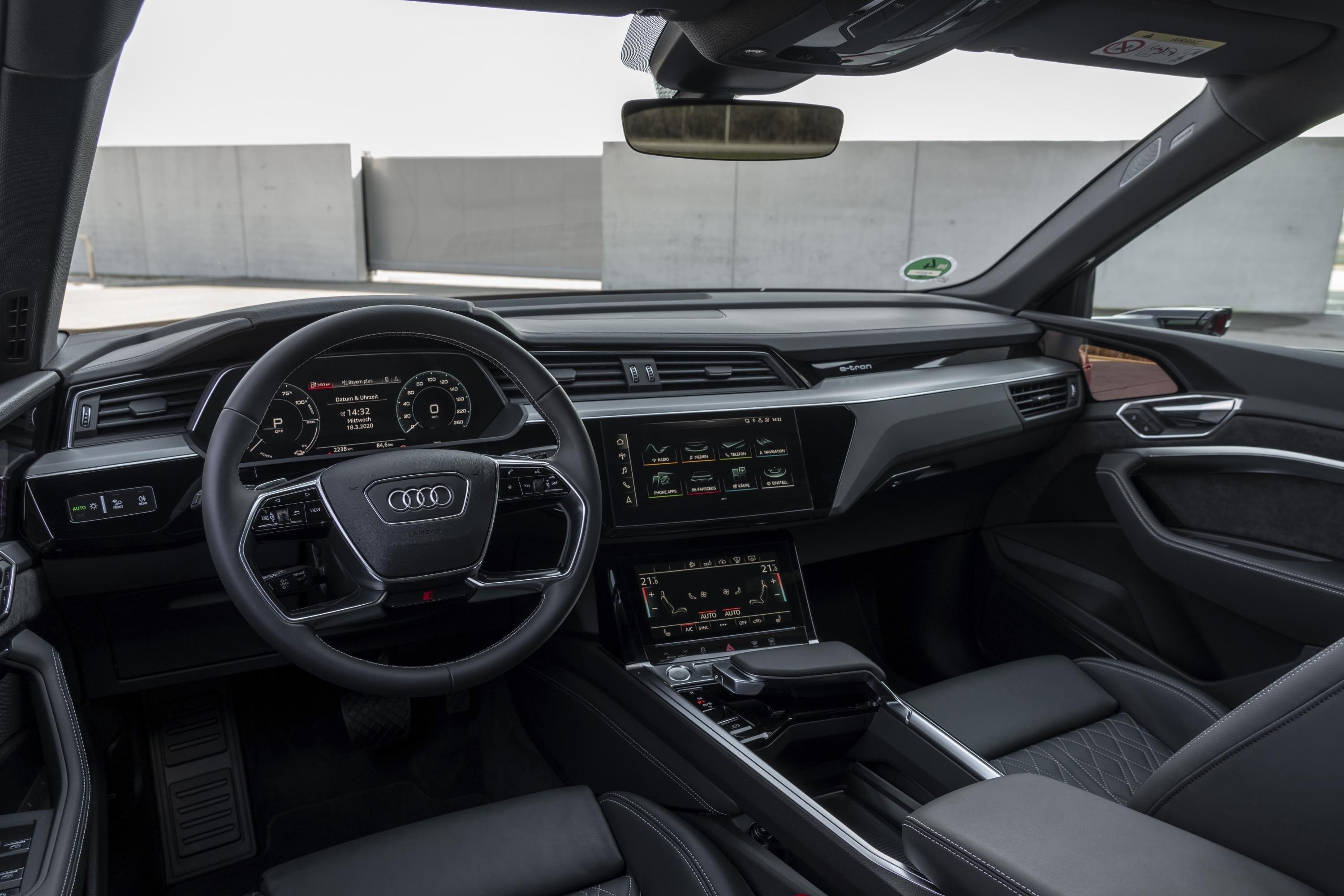 Audi e-tron Sportback_40
