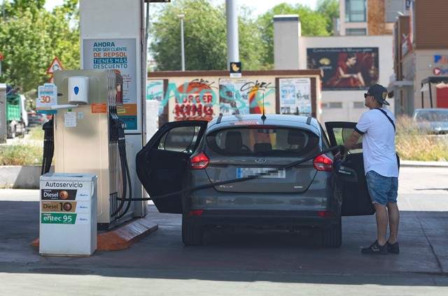 BonÁrea, Plenoil, GM Oil, Campsa Express y Petropix son las gasolineras más baratas, según OCU