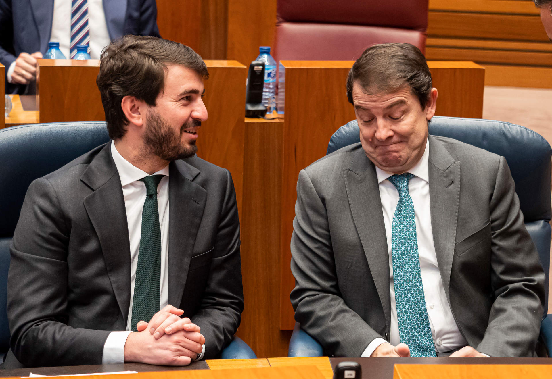 El vicepresidente de la Junta, Juan García-Gallardo, y el presidente de la Junta de Castilla y León, Alfonso Fernández Mañueco.