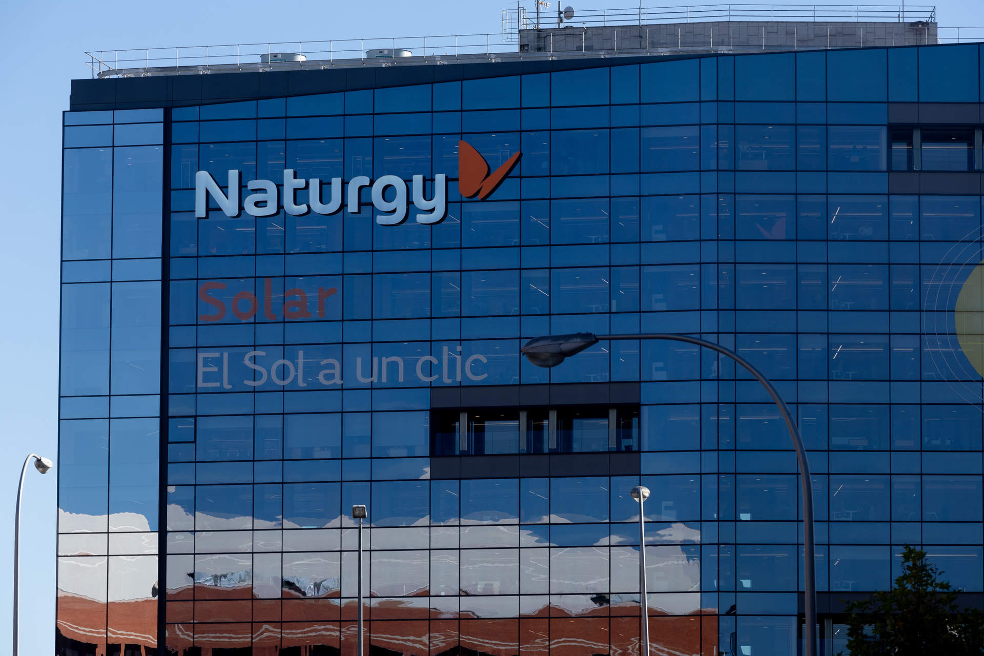 Naturgy logra  luz verde  ambiental para más de 1.300 MW renovables
