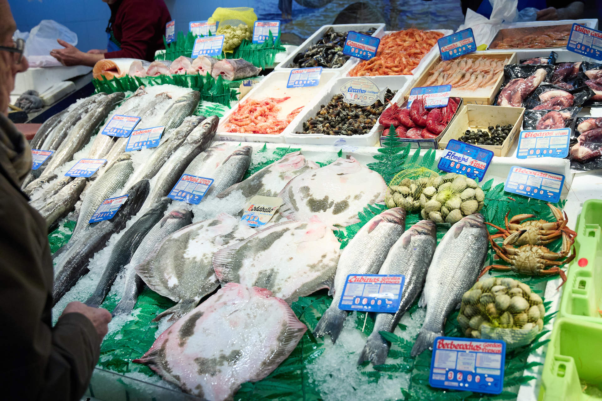 El sector pesquero reclama al Gobierno la bajada del IVA tras caer un 20% las ventas en 2023