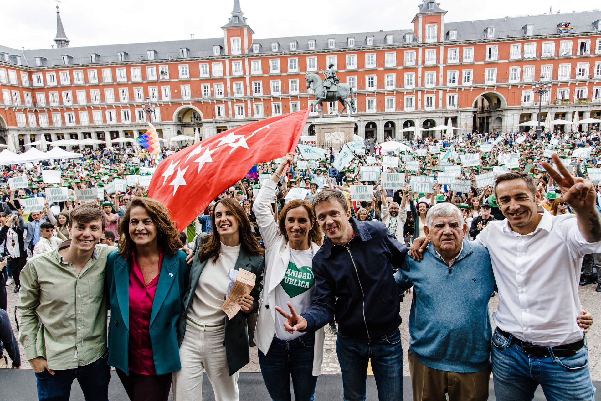 Mitin de Más Madrid en la Plaza Mayor de Madrid.