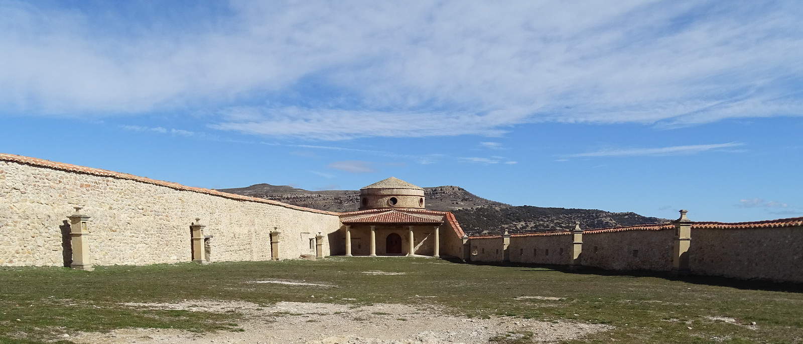 Pueblos con más encanto: Visita Cantavieja en Teruel.