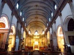 Vistas interiores de iglesia Mataró. Fuente |Pinterest.