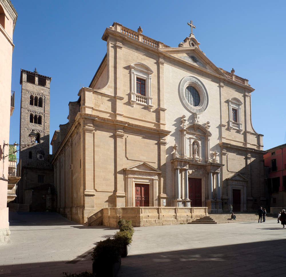 Catedral de San Pedro de Vic, Fuente |Wikipedia.