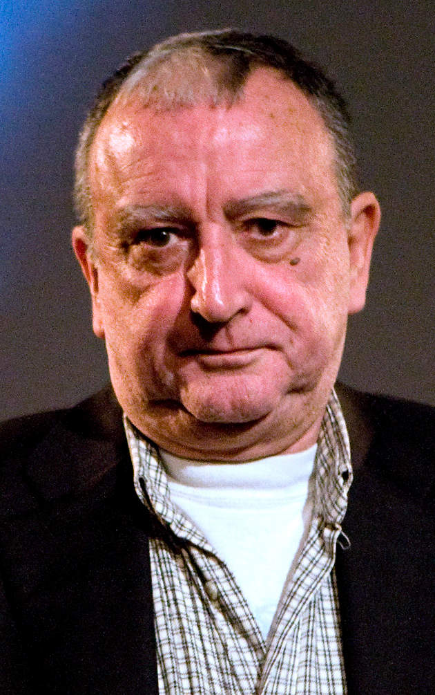 Writer Rafael Chirbes passed away.  source |  Wikipedia.
