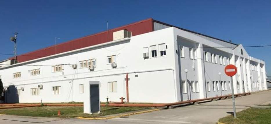 Hangares de poniente.
