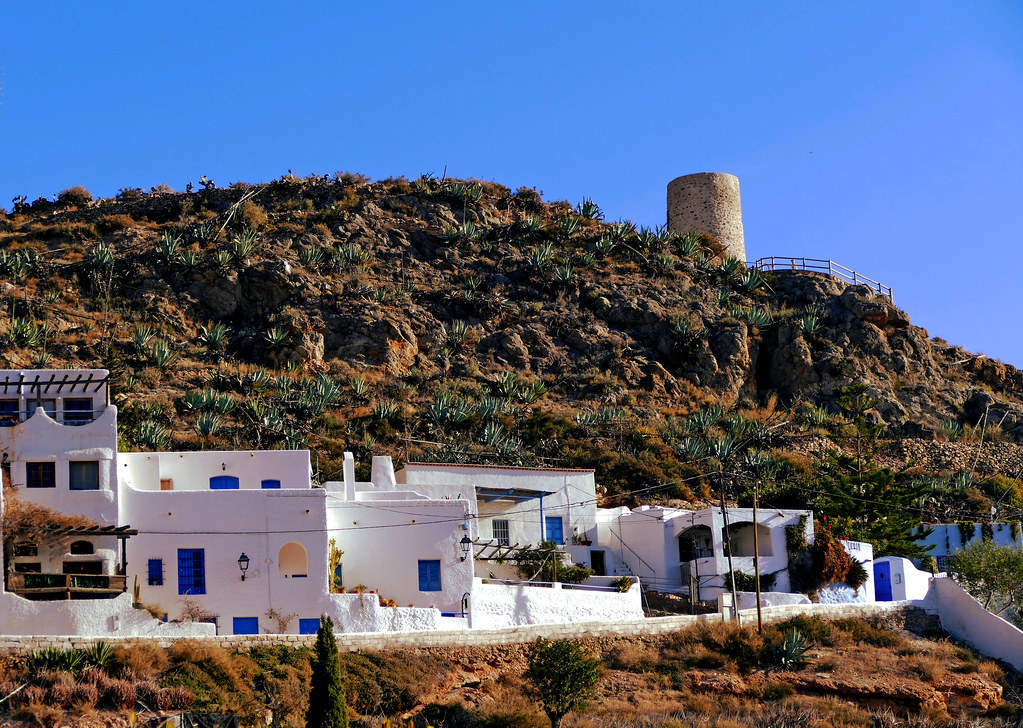 Pueblos con más encanto: Viaja a Níjar en Almería.