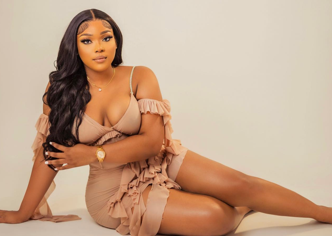 @yaniquecurvydiva.
