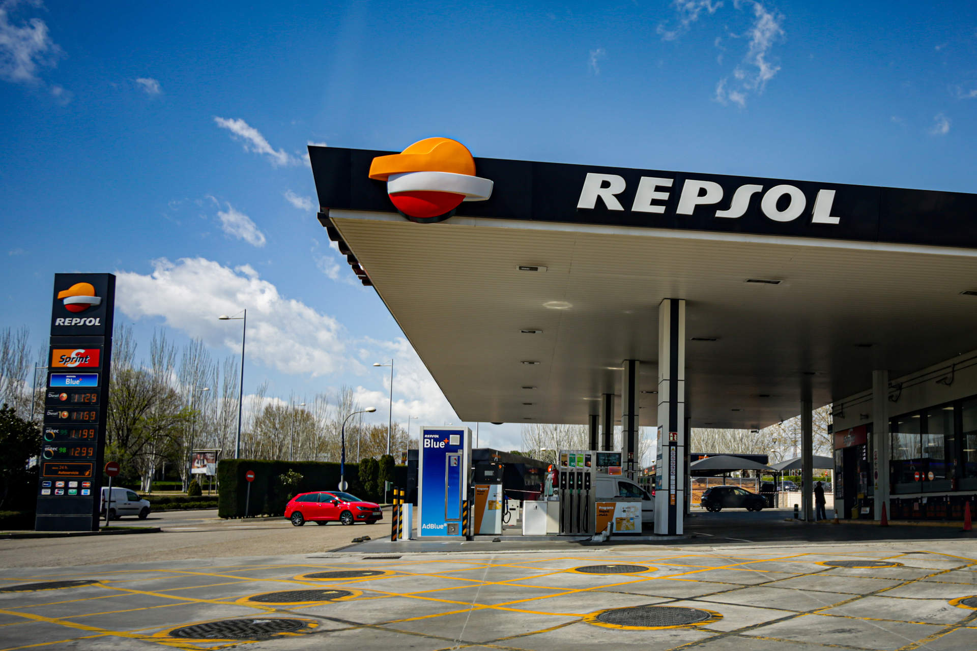 Gasolinera de Repsol ubicada en Madrid.