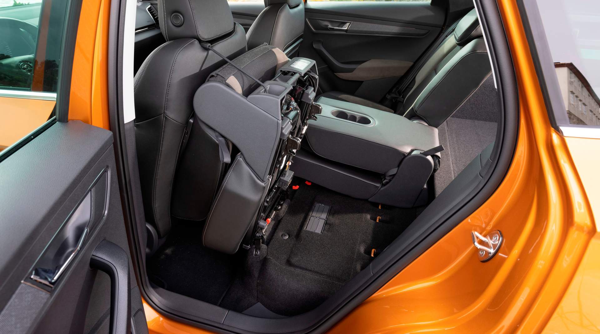 El sistema VarioFlex consta de tres asientos independientes que además pueden extraerse del vehículo.