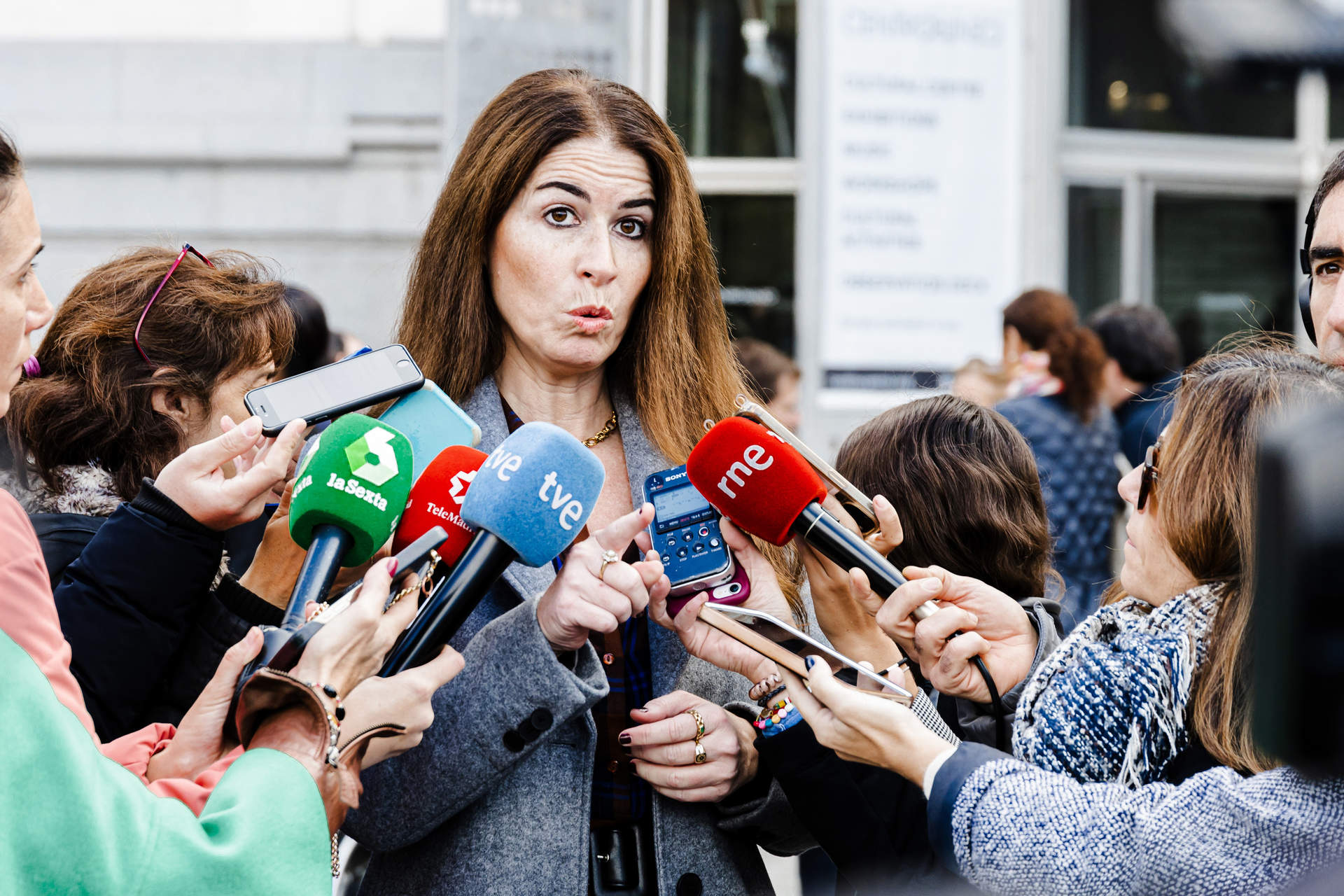 La diputada de Vox Carla Toscano deja su acta en el Congreso pero continuará como concejal en el Ayuntamiento de Madrid