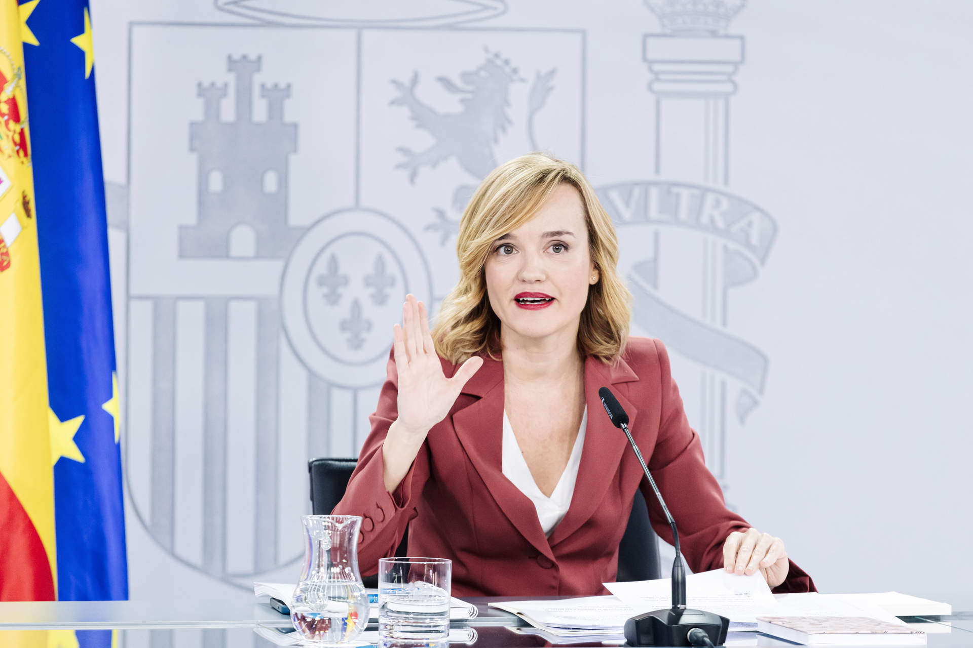 La ministra de Educación, Formación Profesional y Deportes y portavoz del Gobierno, Pilar Alegría, ofrece una rueda de prensa posterior a la reunión del Consejo de Ministros, en el Palacio de La Moncloa, a 16 de enero de 2024, en Madrid.