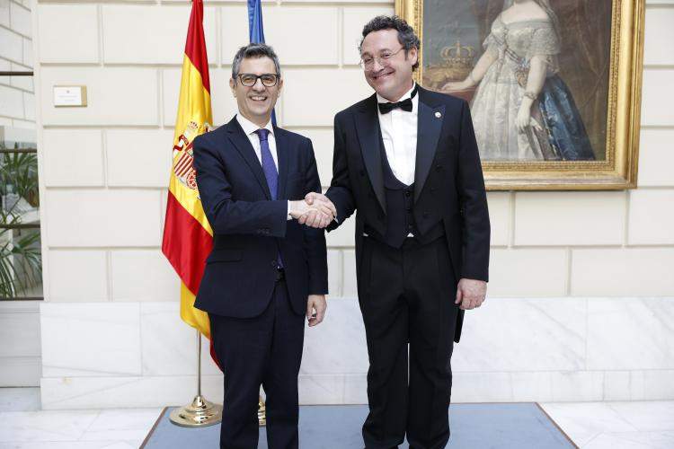 El ministro de Presidencia, Justicia y Relaciones con las Cortes, Félix Bolaños, y el Fiscal General del Estado, Álvaro García Ortiz, en la toma de posesión del cargo de este último a día 24 de enero de 2024. Foto: Fiscalía