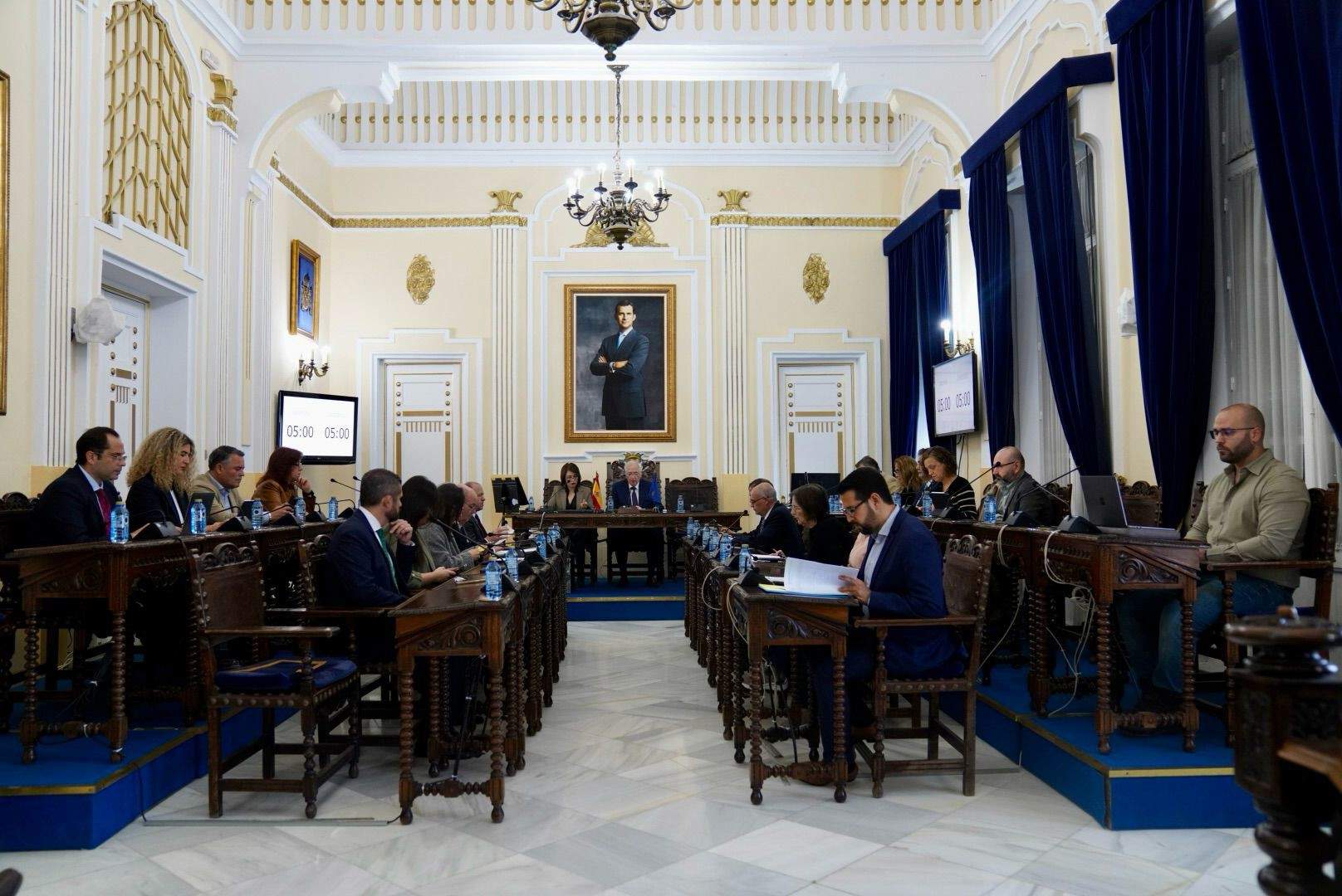 Melilla aprueba unos presupuestos de 367 millones de euros para  mirar al norte  ante la actitud de Marruecos