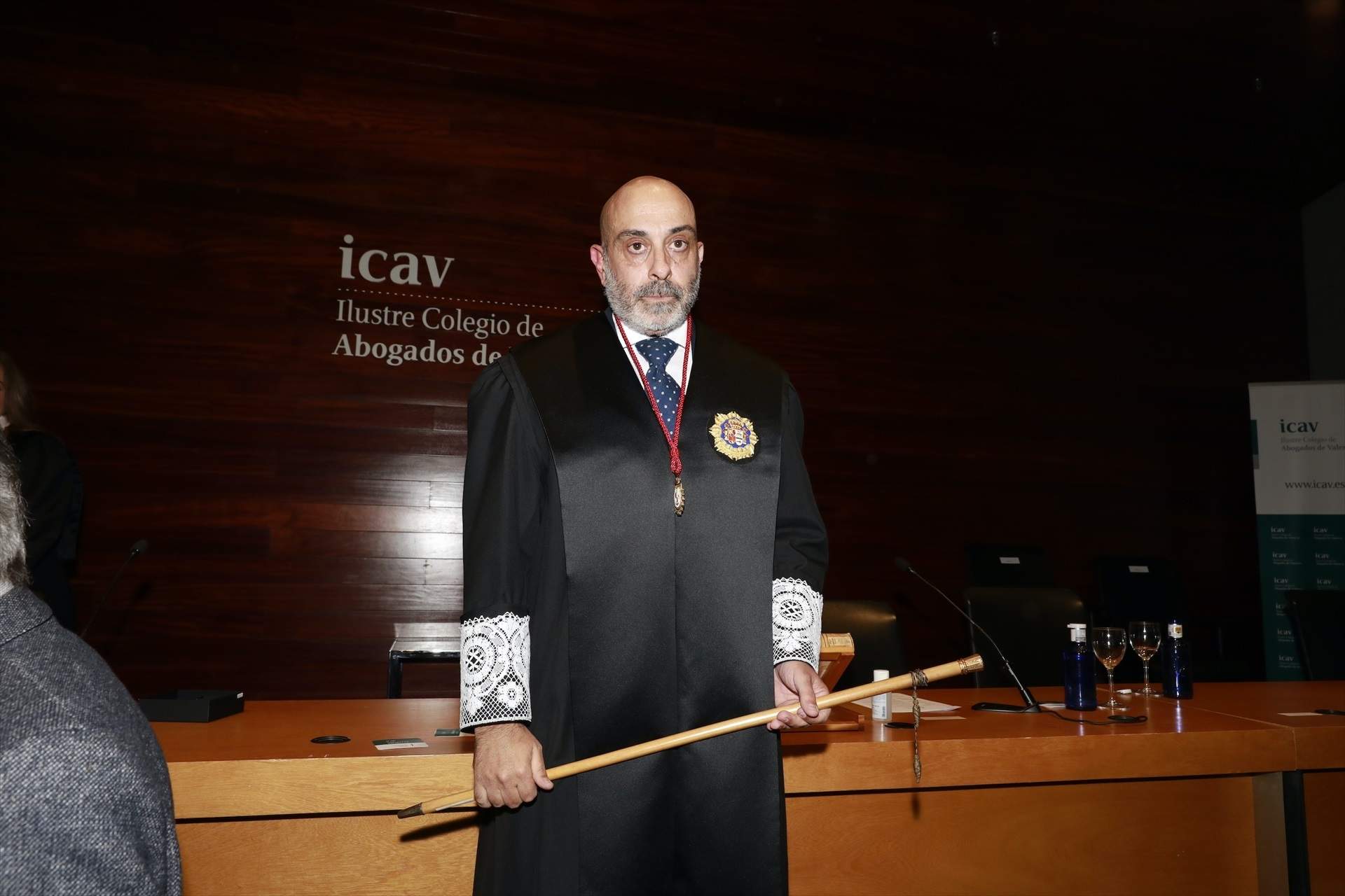 José Soriano toma posesión de su cargo de decano del Ilustre Colegio de Abogados de Valencia . (Foto: ICAV)