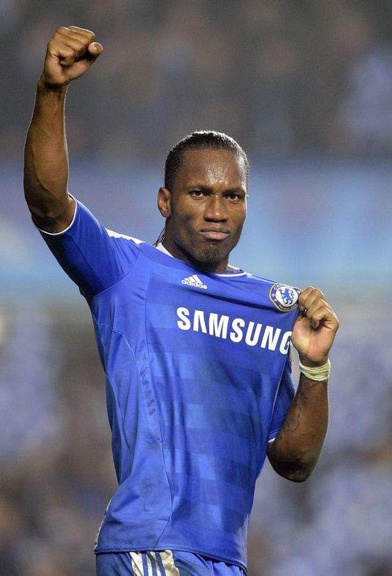 El cambio de Drogba: Antes y después