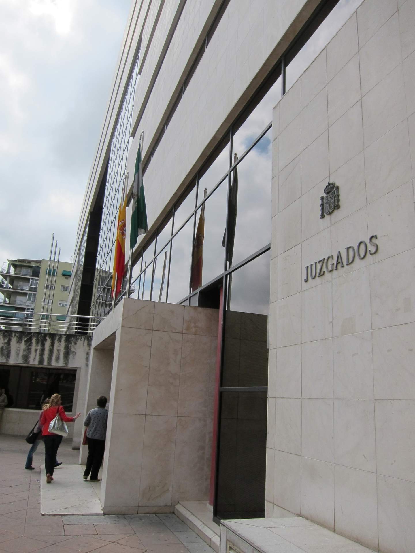 El presunto asesino del exconcejal de Granada Castillo Higueras se enfrenta a prisión permanente revisable
