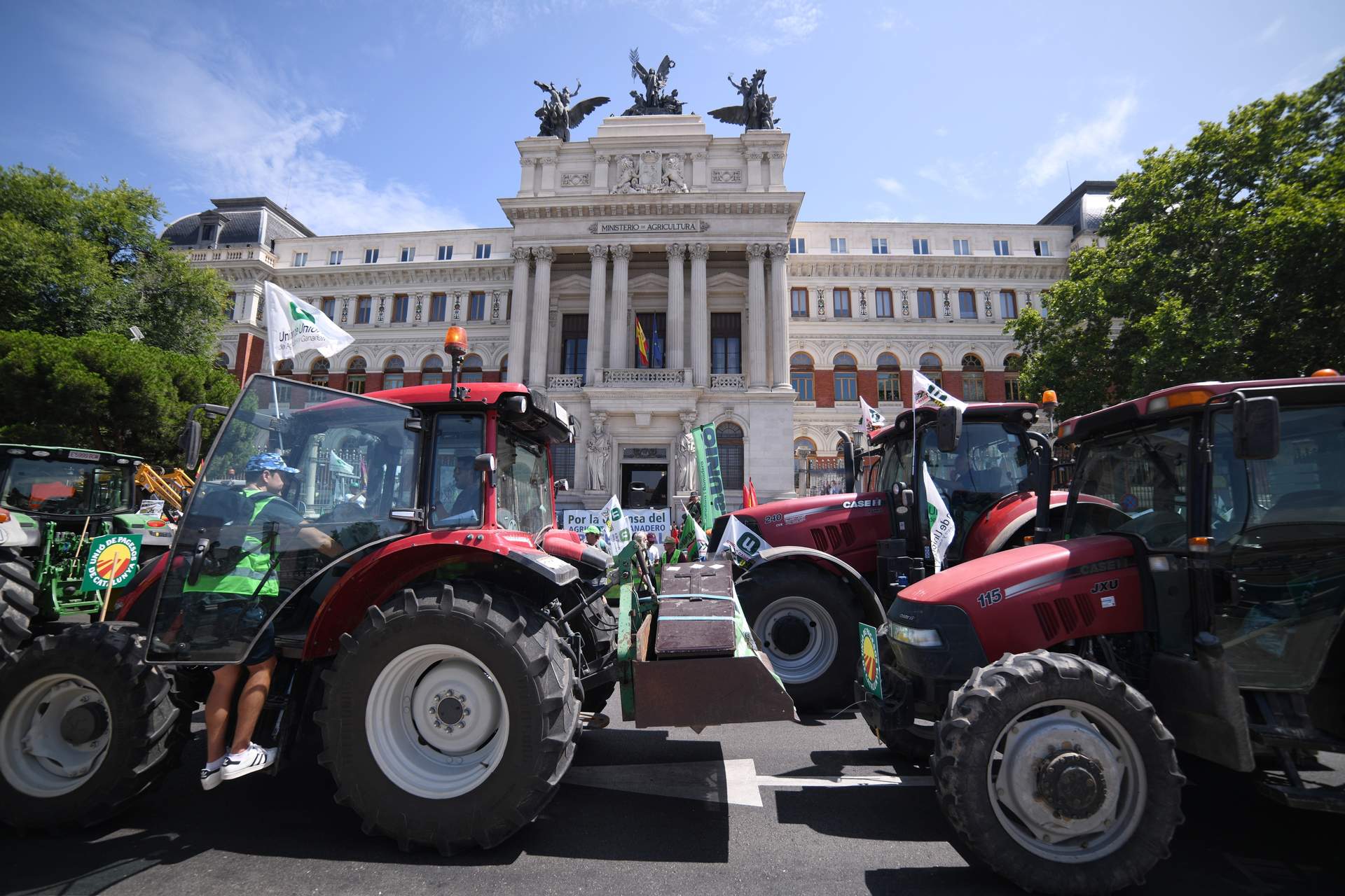 Por qué protestan realmente los agricultores españoles: Un análisis profundo de la crisis del campo