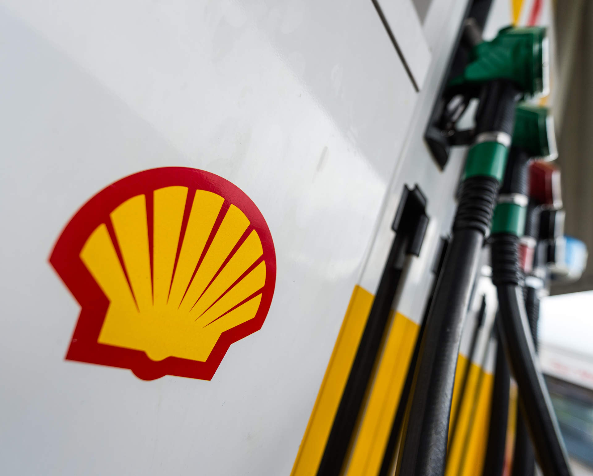 Shell recalibra su objetivo de reducción de emisiones para 2030, pero mantiene el cero neto para 2050