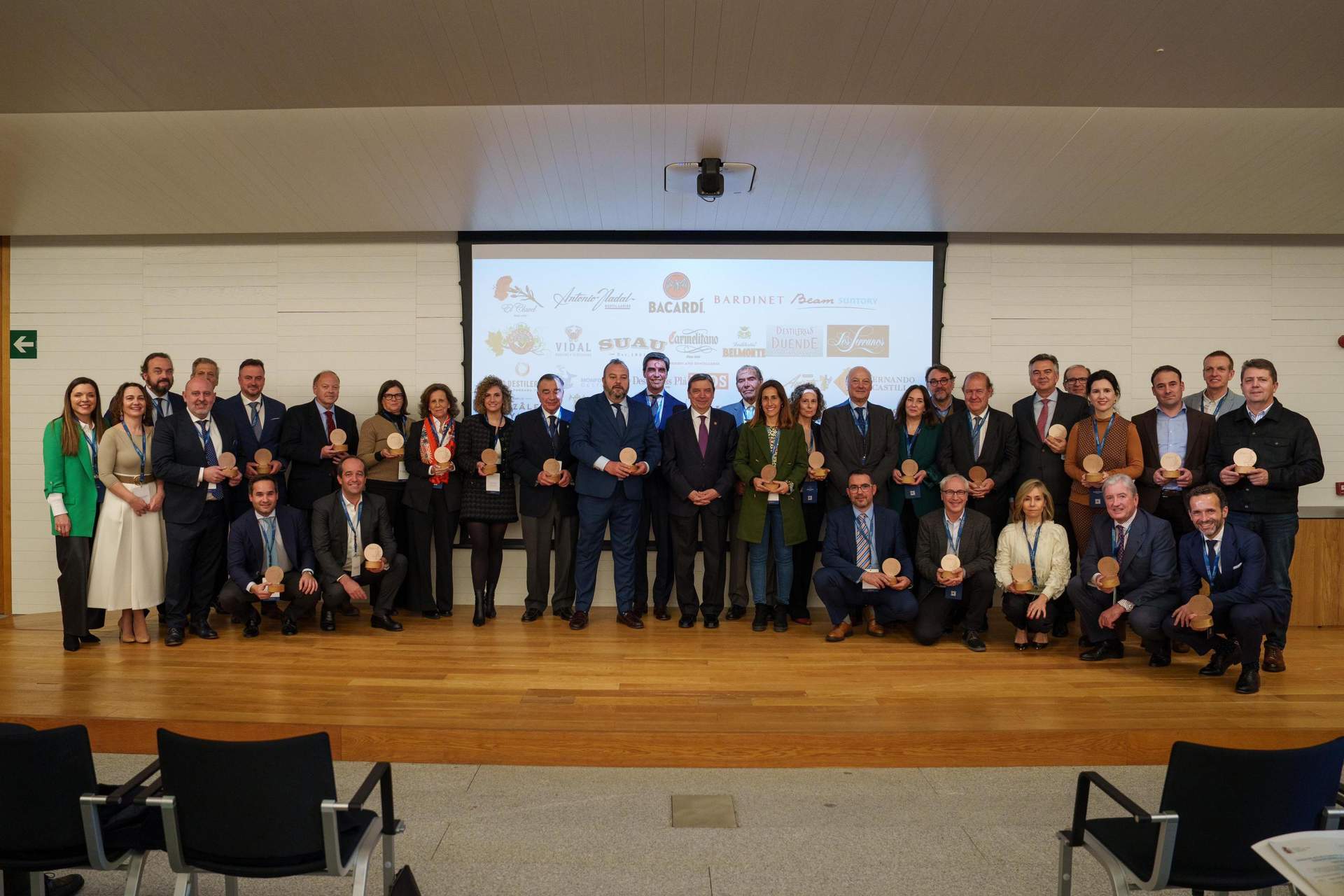 Agricultura y Espirituosos España suscriben un protocolo para potenciar la competitividad del sector