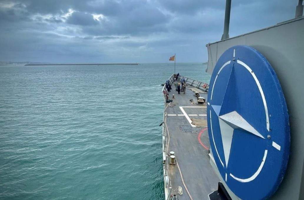 La fragata  Navarra  se une a la operación  Sea Guardian  con labores de vigilancia del tráfico marítimo