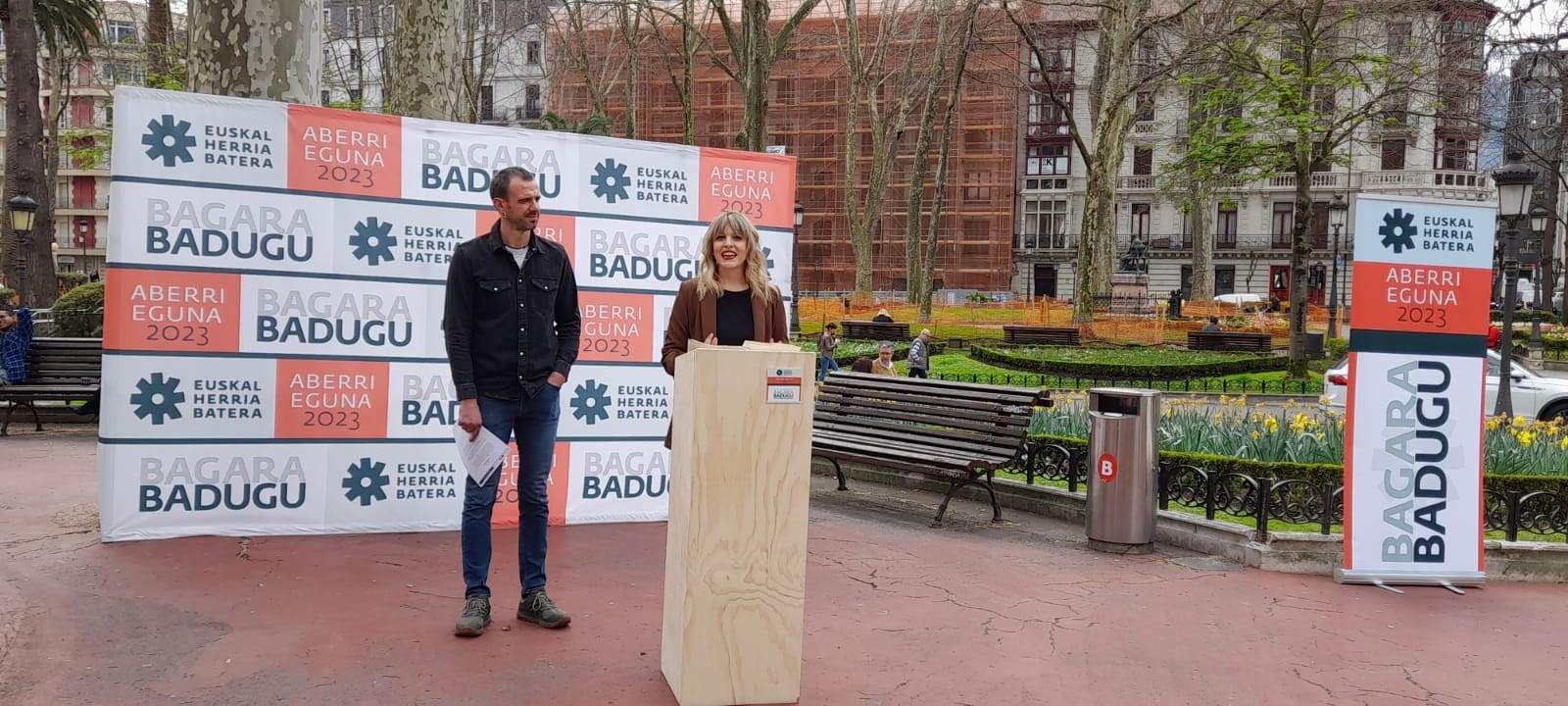 PNV, EH Bildu y Podemos asisten al acto de este sábado en Bilbao de 'Euskal Herria Batera' en víspera del Aberri Eguna