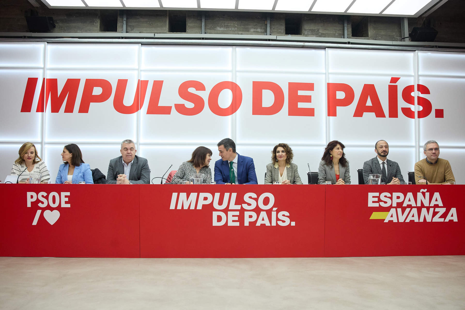 El PSOE insiste en pedir cuentas a Feijóo por los contratos por 19 millones con la empresa en la que trabaja su cuñado