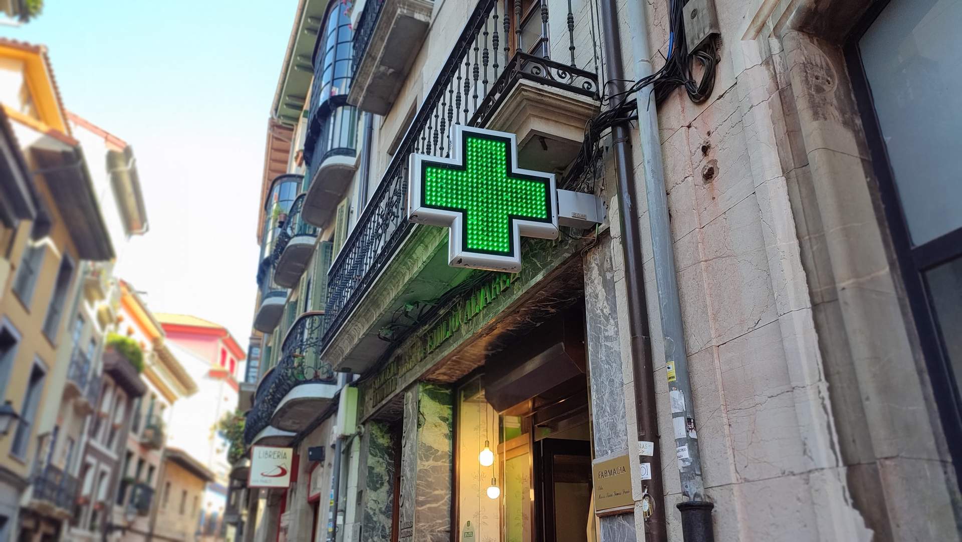 Farmacia en Oviedo. Foto: Europa Press