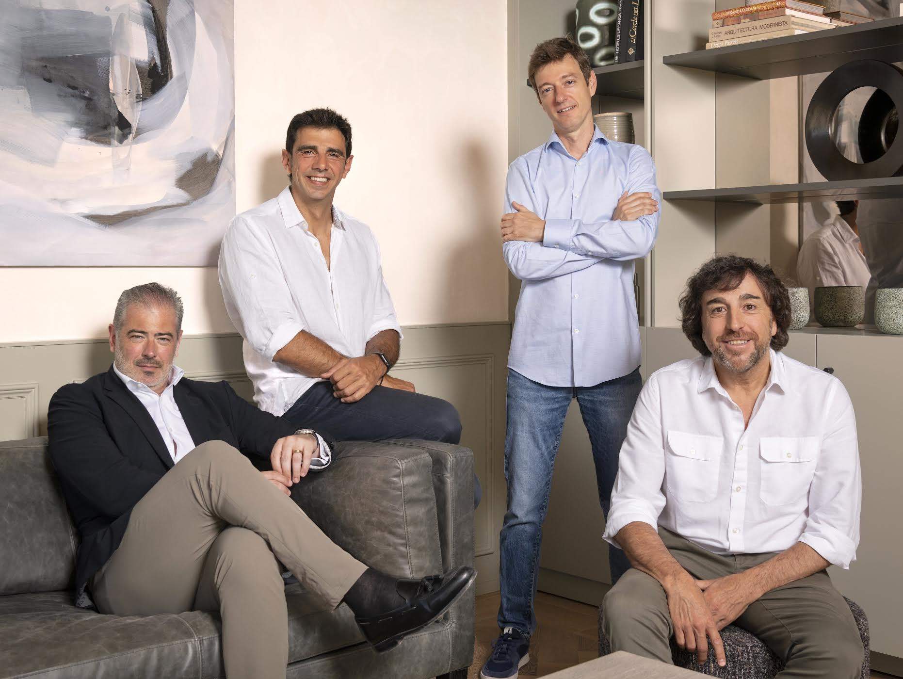 Los socios fundadores de ENLACE. De izquierda a derecha: Vicenç Hernández, Marc Ollé, Francesc Salas y Sergi Brun.