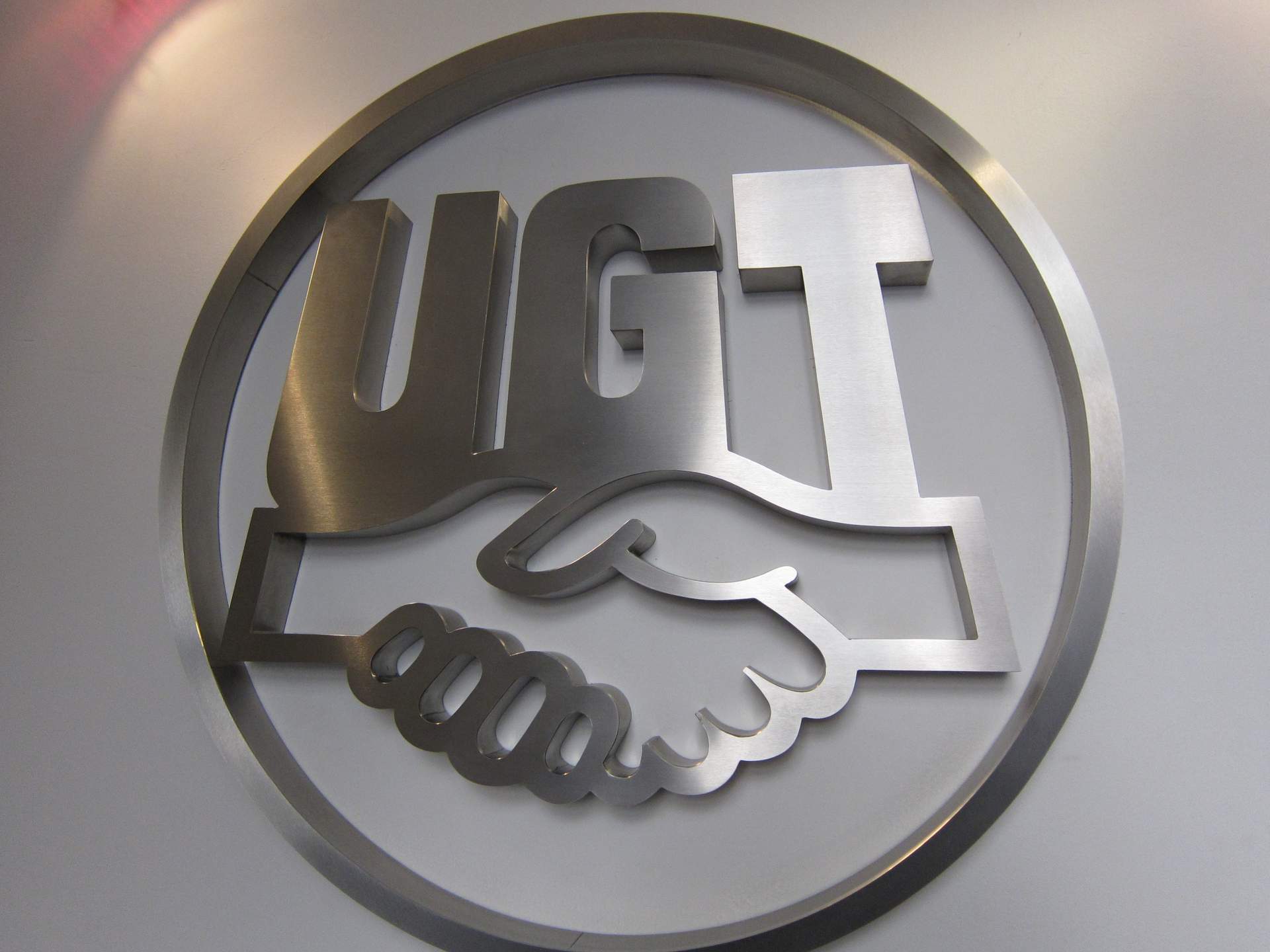 UGT avisa de que España no podrá realizar las inversiones 