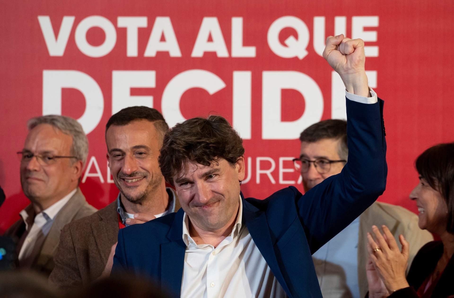 Eneko Andueza comparece tras conocerse los resultados.