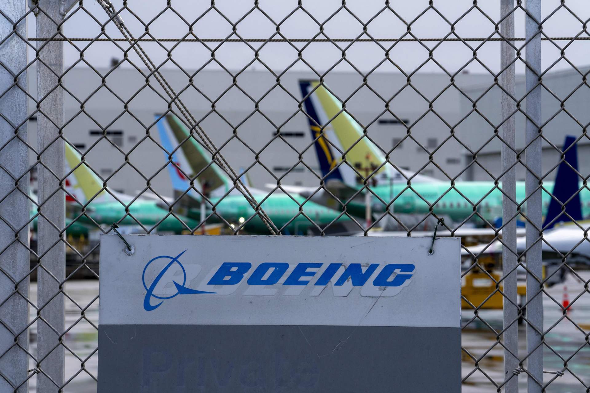 La crisis de Boeing benefician al arrendamiento de aviones y a su competidor Airbus y su A380, según Scope