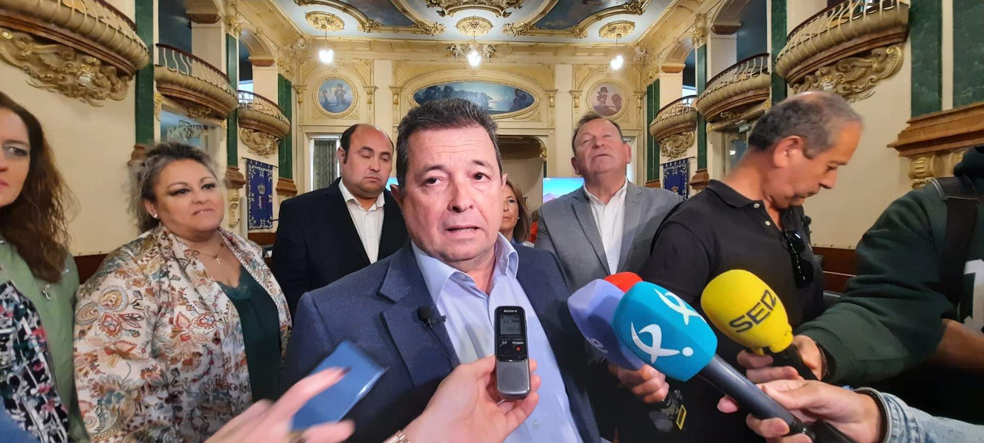 El PP dice que demostrará en la comisión de la Diputación de Badajoz que hay  trato de favor  con el hermano de Sánchez