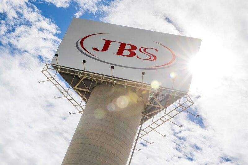 La cárnica brasileña JBS gana 59,8 millones de euros hasta marzo frente a las pérdidas del año anterior