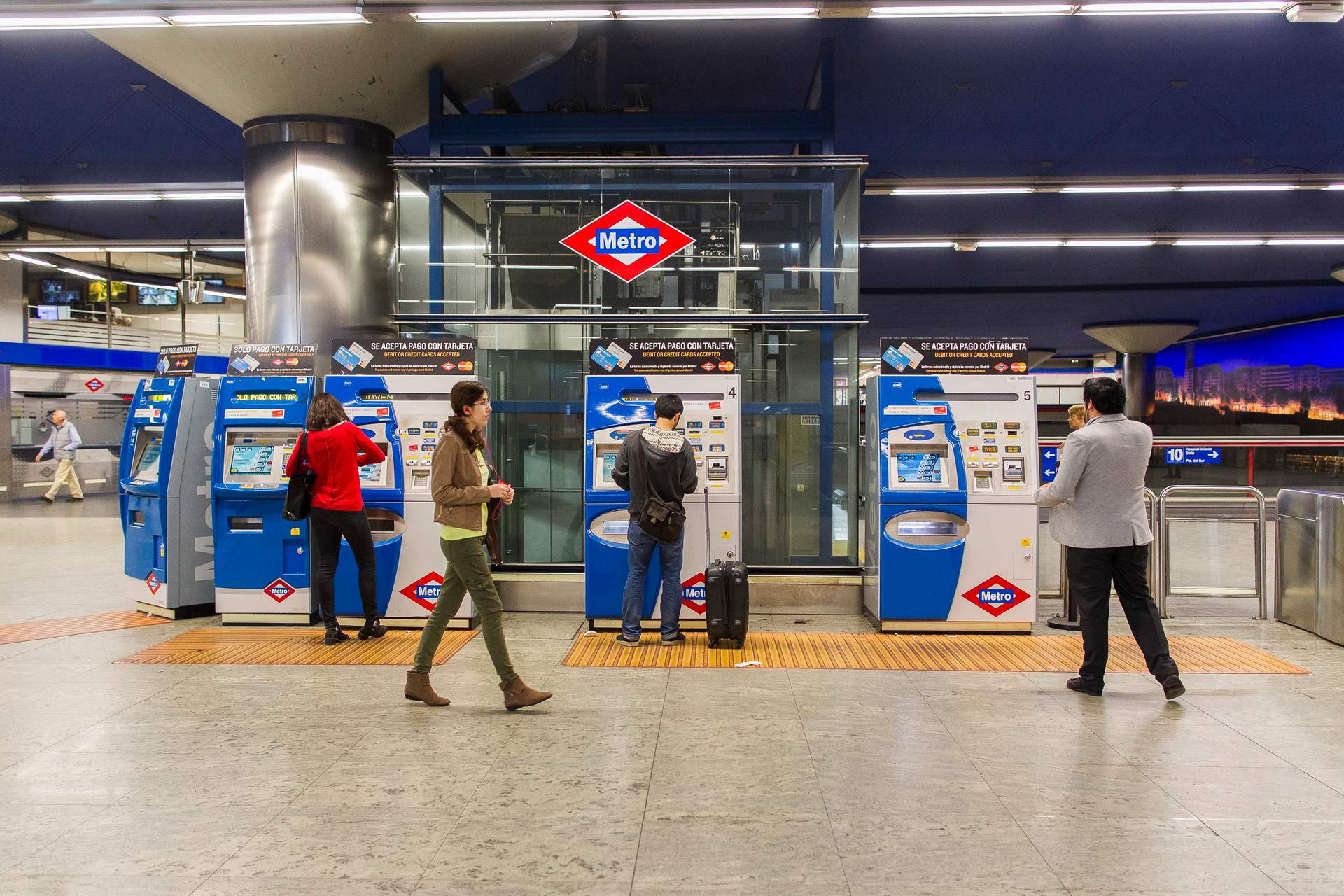 Madrid defiende la puntualidad e inversión en Metro