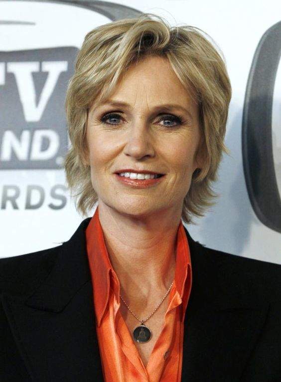 El cambio de Jane Lynch: Antes y después