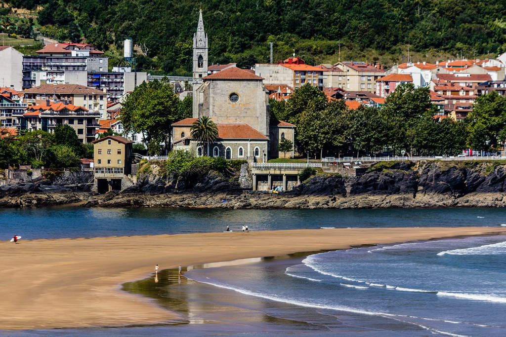 Mundaka: Entre el Mar y la Historia en la Reserva de Urdaibai