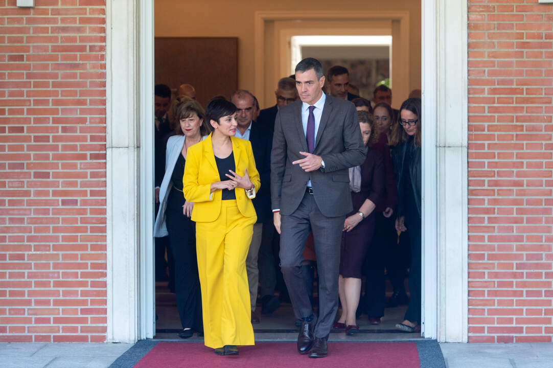 Isabel Rodríguez y Pedro Sánchez, en el Palacio de la Moncloa (Foto: Gustavo Valiente / Europa Press).