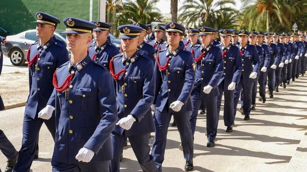 Alumnos de la Academia General del Aire.