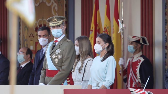 La Familia Real durante el desfile del 12 de Octubre de 2021 (Europa Press)