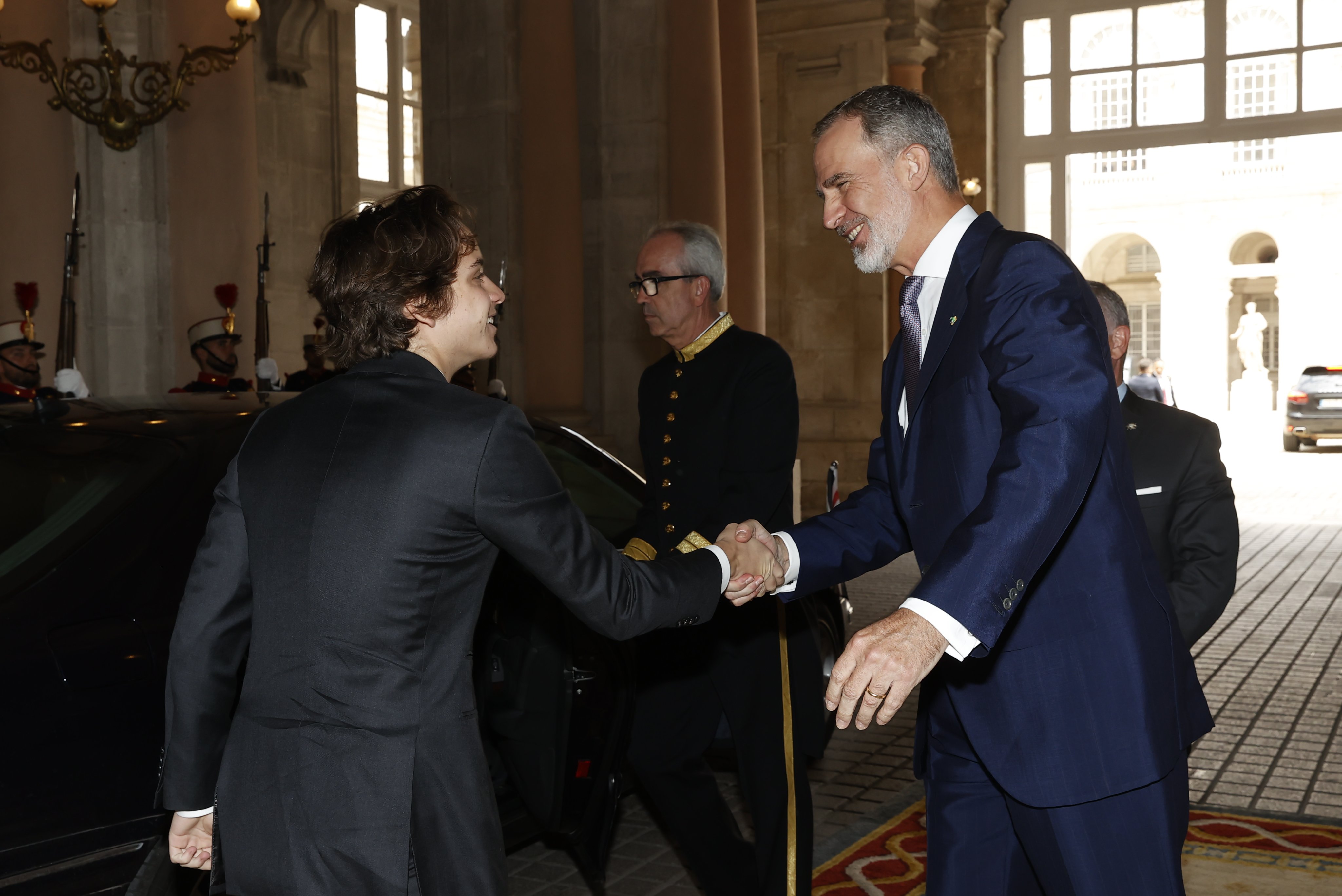 El Rey ha recibido en el Palacio Real de Madrid al Rey Abdalá II y al Príncipe Hashem de Jordania, con motivo de la visita a España de los Reyes de Jordania. 