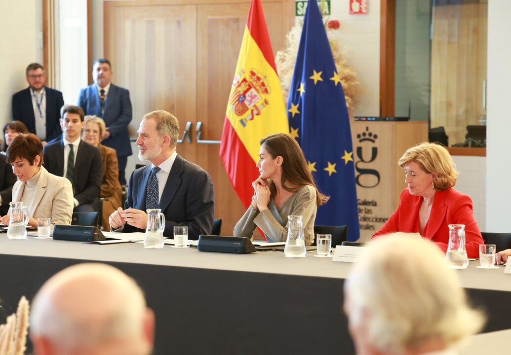 Los Reyes presiden la segunda reunión del Real Patronato de la Galería de las Colecciones Reales.