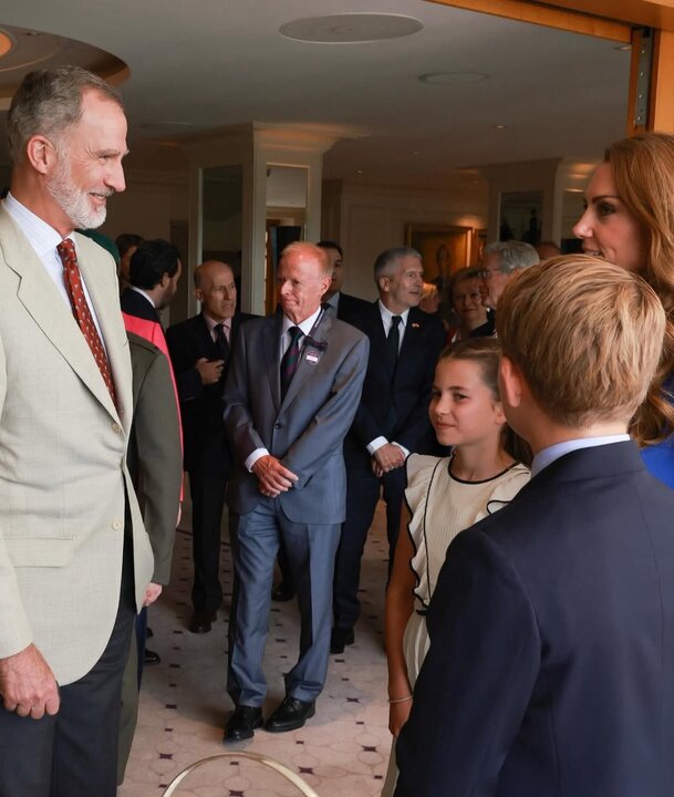 Ola de críticas por las fotos de Felipe VI en Wimbledon: “Son inviables, sin sentido y mal encuadradas”
