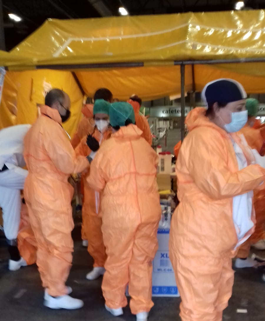 Sanitarios en Ifema.