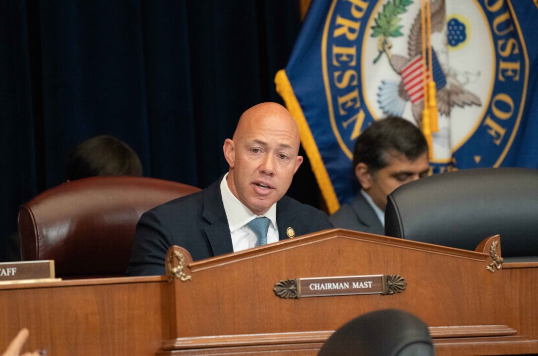 Brian Mast, presidente del Comité de Asuntos Exteriores de la Cámara de Representantes.