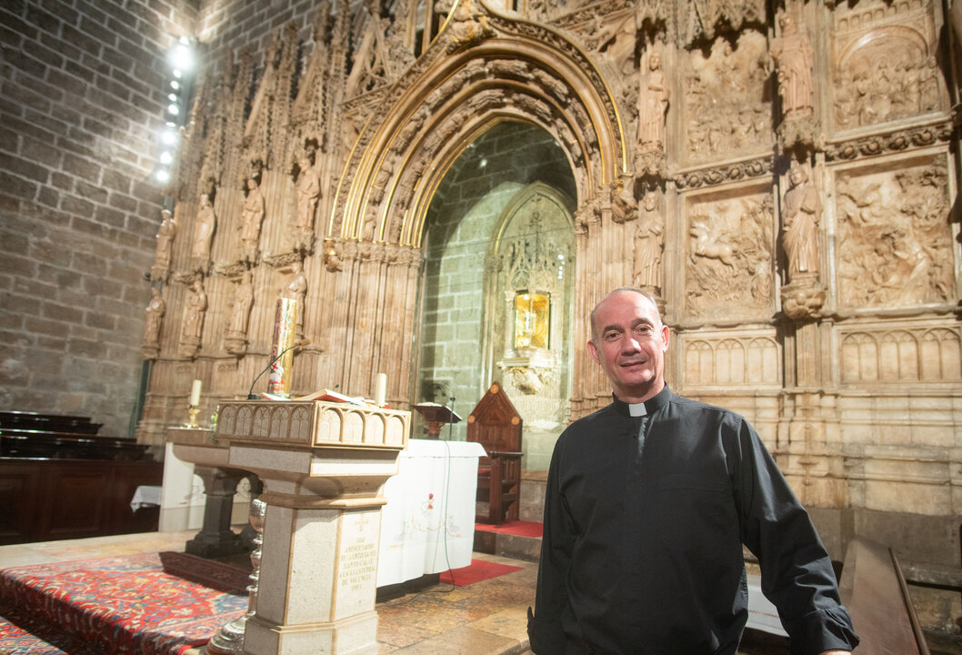 Alvaro Almenar celador del Santo Cáliz.