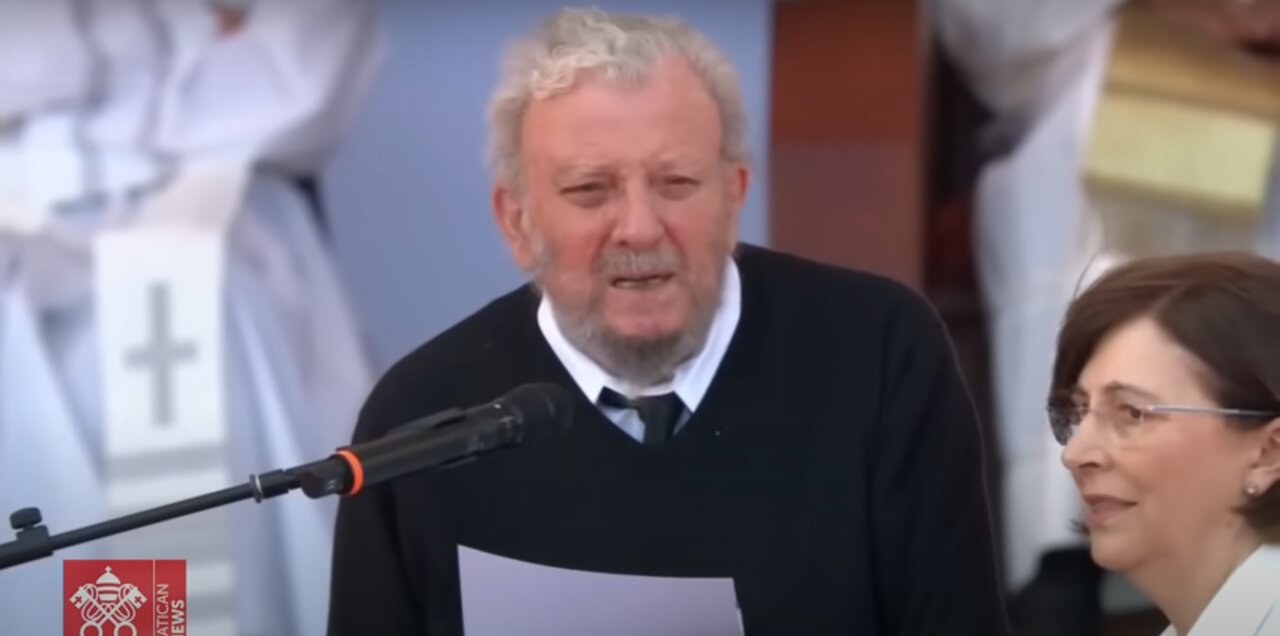 Kiko Argüello durante su intervención.